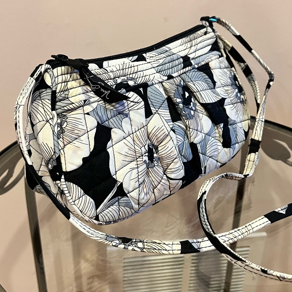 Vera Bradley Frankie Crossbody Camellia Print | Black & White Bag